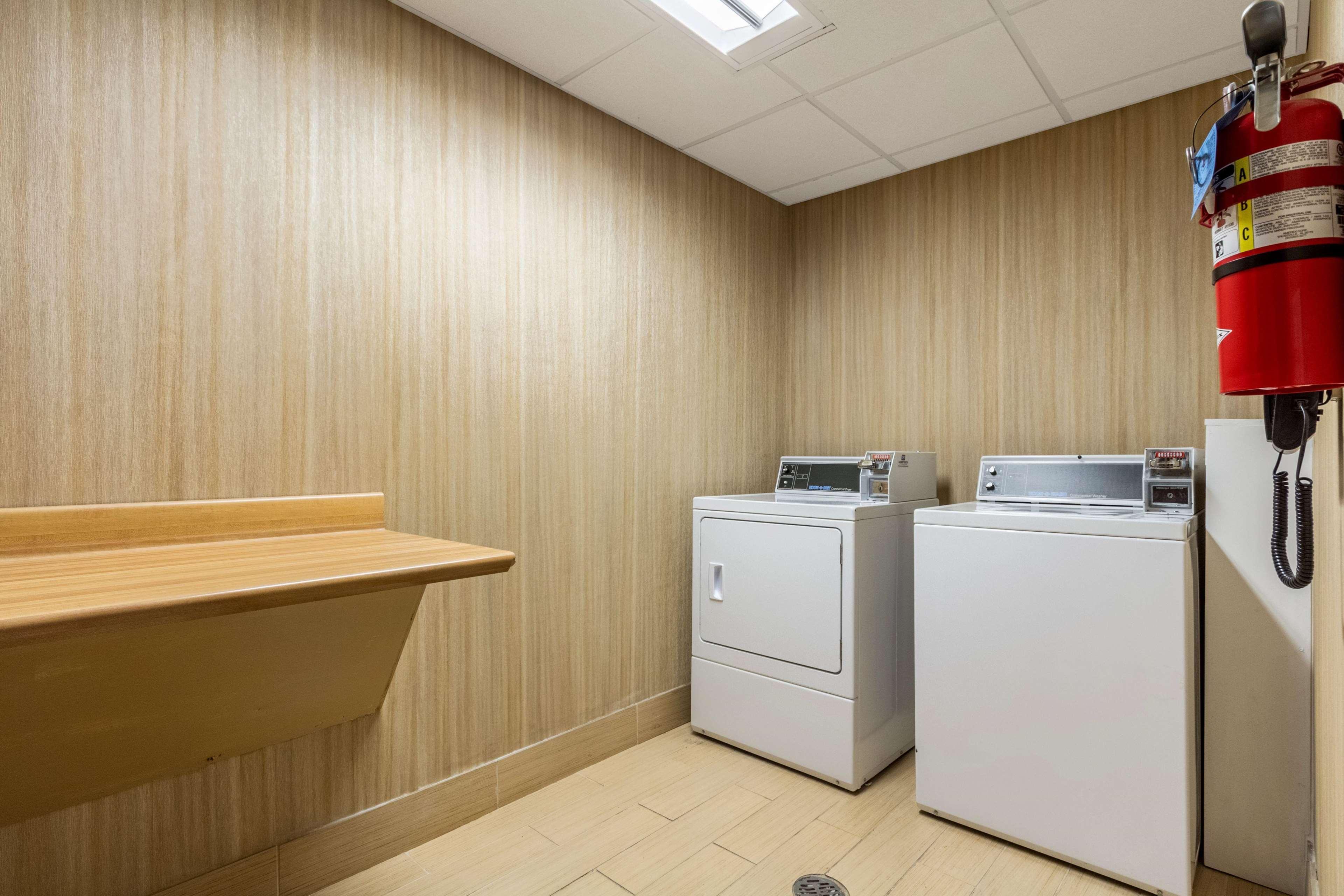 Hampton Inn Jackson Pearl Intrntl Airport Екстериор снимка