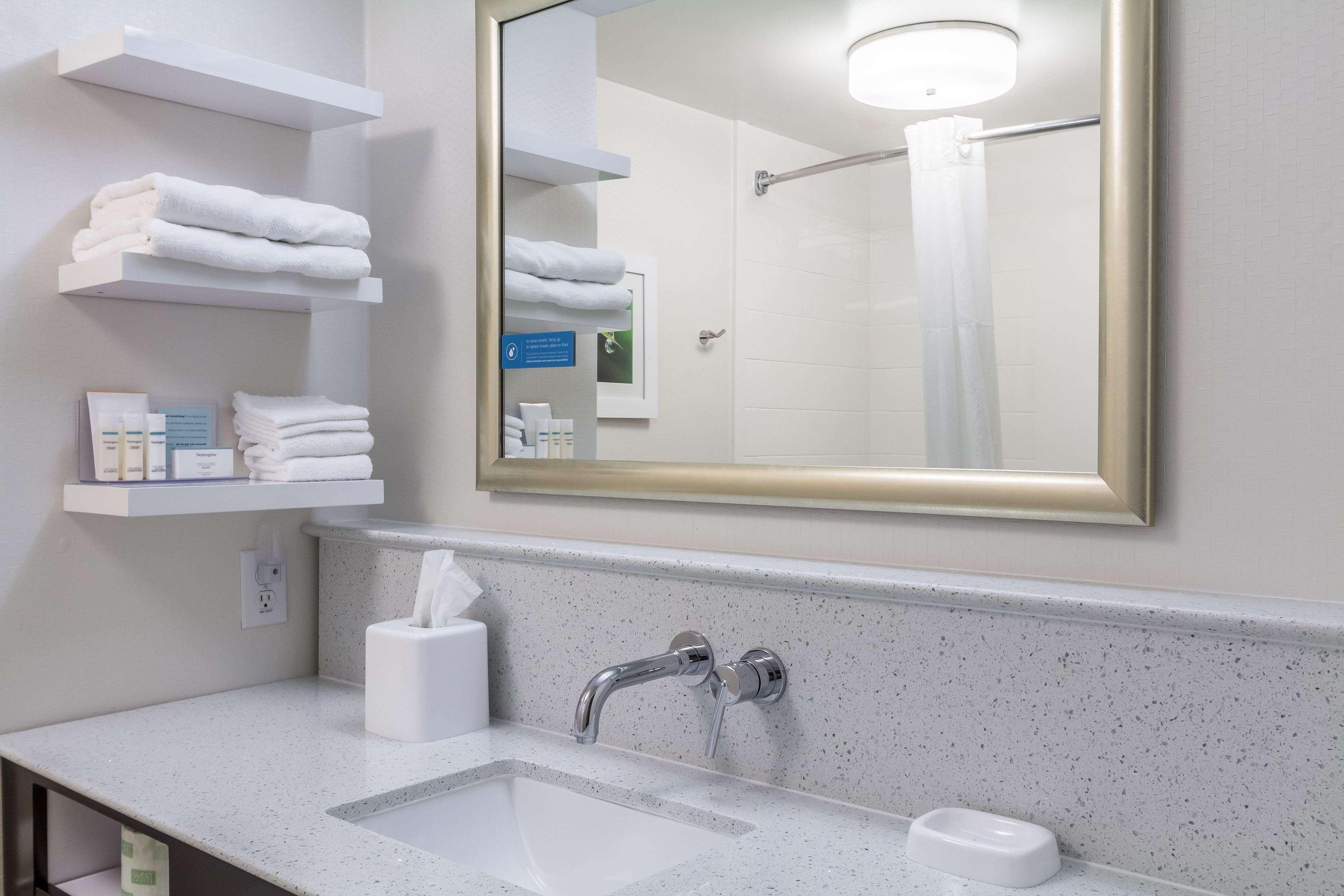 Hampton Inn Jackson Pearl Intrntl Airport Екстериор снимка