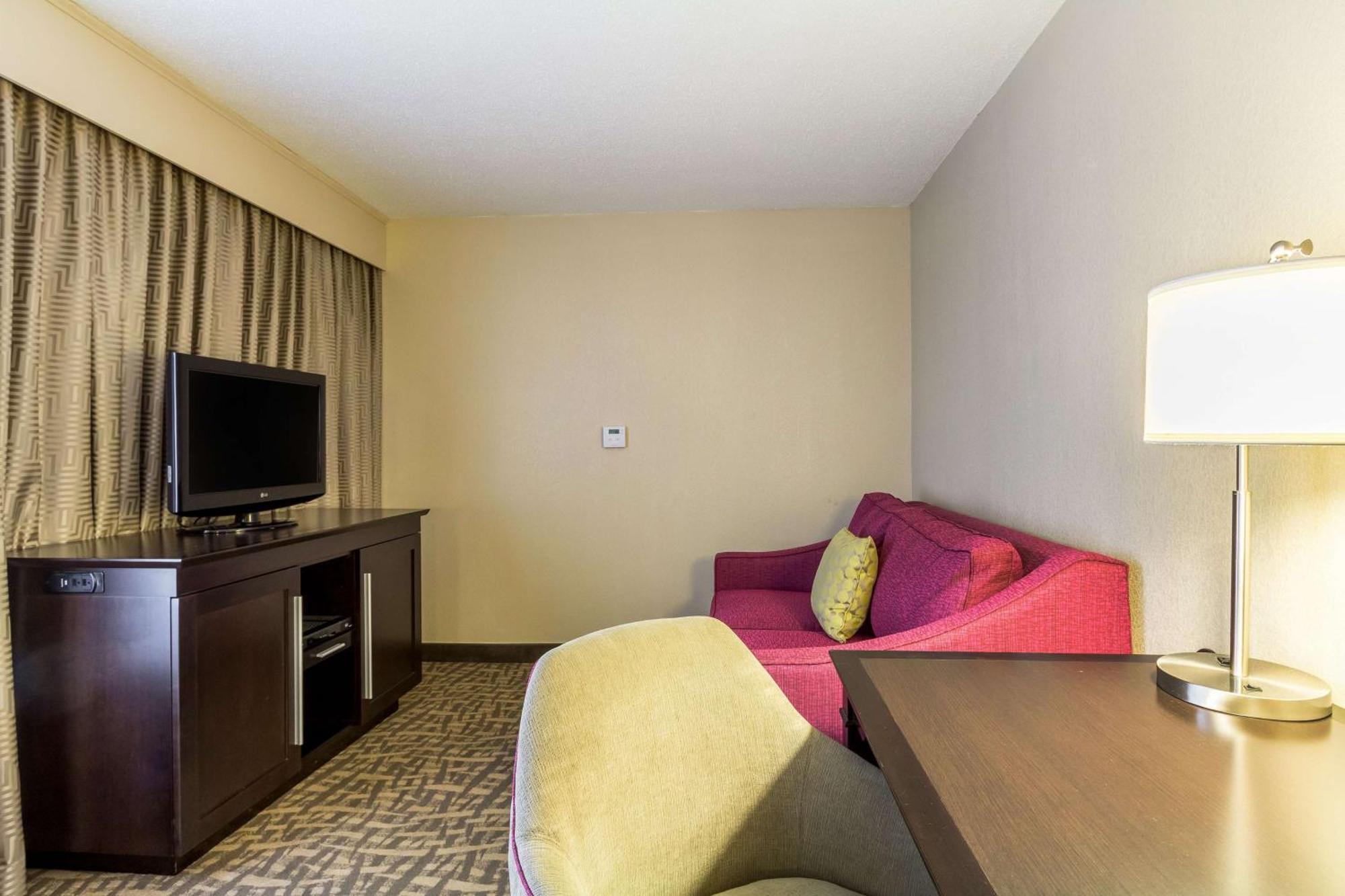 Hampton Inn Jackson Pearl Intrntl Airport Екстериор снимка