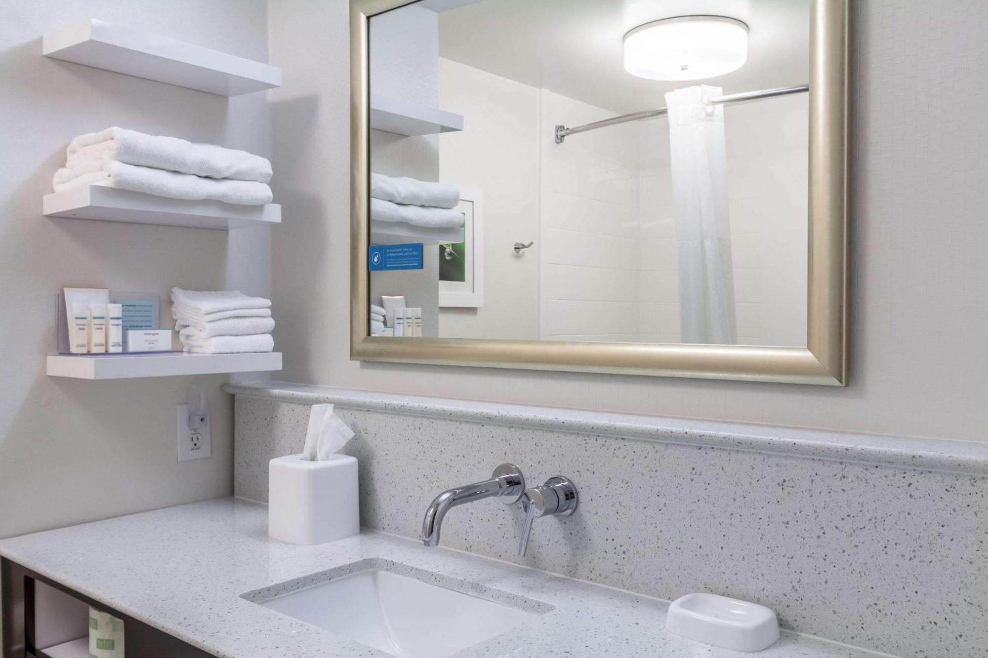 Hampton Inn Jackson Pearl Intrntl Airport Екстериор снимка